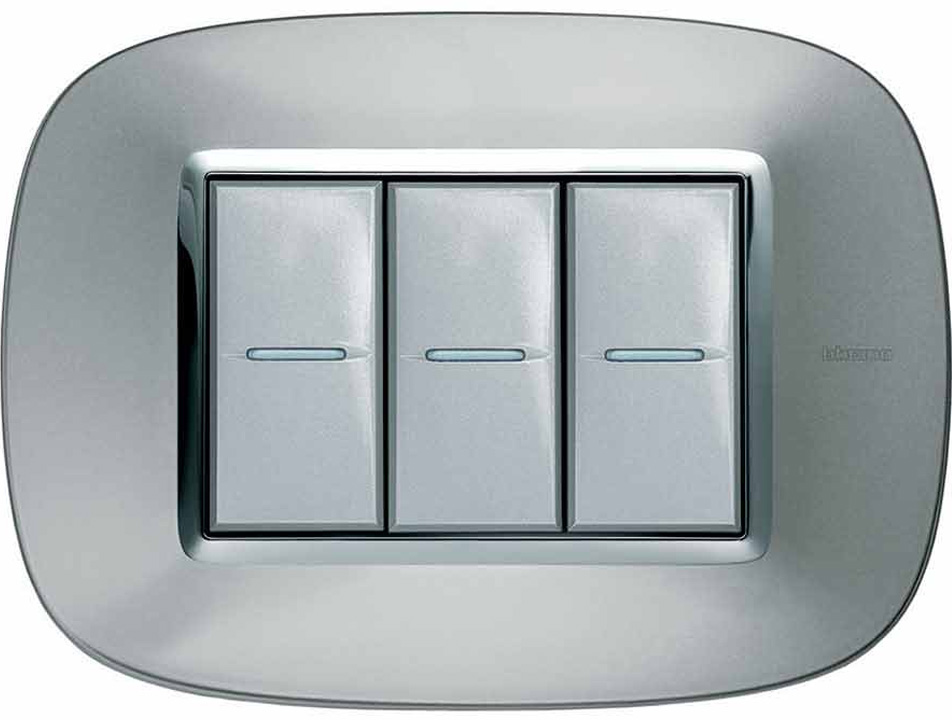 BTicino, Axolute, Цвет: Зеркальный алюминий