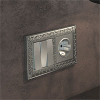 2-местная рамка Werkel Antik с трехклавишным выключателем и розеткой типа F, цвет: матовый хром