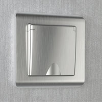 Розетка Werkel Stream влагозащищенная с защитной крышкой и шторками, цвет: серебряный