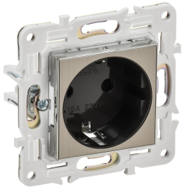 Розетка
Skandy,  со шторками,  с заземлением,  одинарная,  безвинтовые клеммы,   цвет - никель,  металл,  SK-R14-16-1-K50,  IEK
 - PULSAL.RU