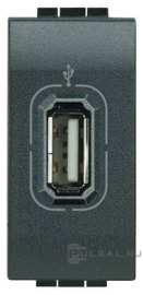 Розетка USB
LivingLight,  LivingLight AIR,  USB данные,  одинарная,   цвет - антрацит,  пластмасса,  L4285,  BTicino
 - PULSAL.RU