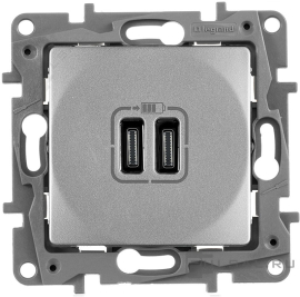 Розетка USB type-C, 3.0А
Etika,  USB type-C 5V,  двойная,   цвет - алюминий,  пластмасса,  672435,  6 724 35,  Legrand
 - PULSAL.RU